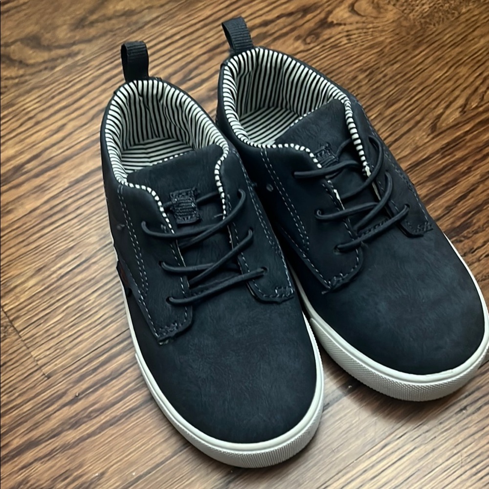 OshKosh B'gosh Black Sneakers with Suede Upper and White Sole